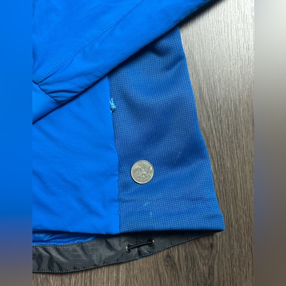 Arc’teryx Atom Jacket - Picture 2 of 11